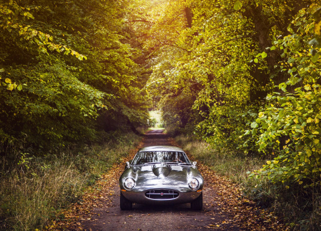 Autos Clásicos Jaguar E-Type. Reconstruido por Lowdrag-gt