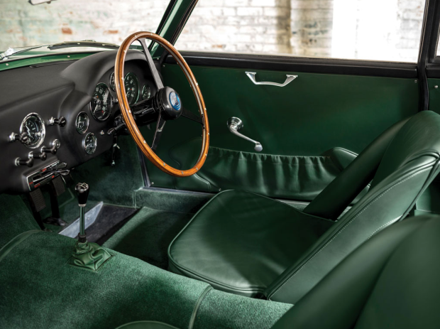 Impresionante clásico Aston Martin DB4GT 1969