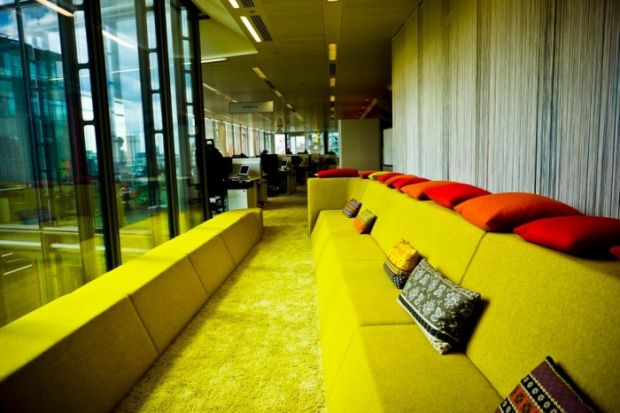 Las increíbles oficinas de Google en Londres, diseño de oficinas #20