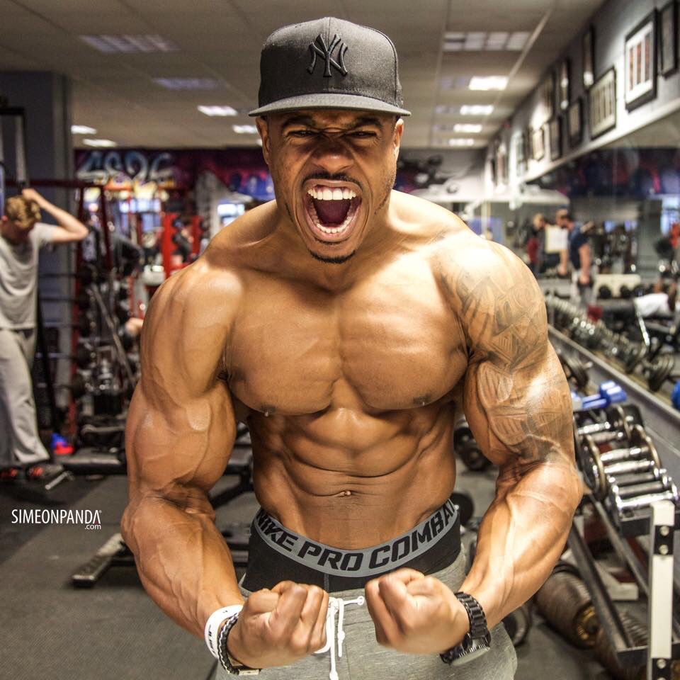 Simeon Panda y sus secretos para ganar músculo