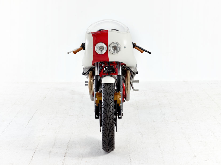 Preciosa Moto Guzzi Le Mans del 81 reconstruida