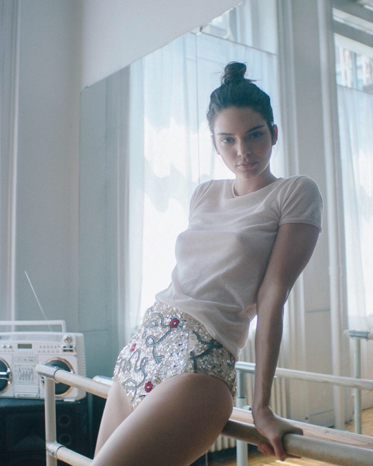 Random post está aquí con las mejores fotos de la semana - Kendall Jenner