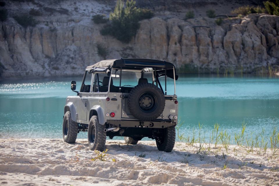 El transporte ideal del verano Land Rover D90