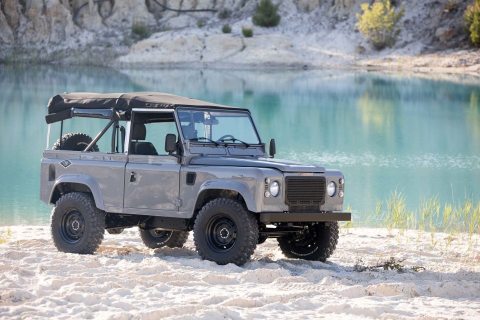 El transporte ideal del verano Land Rover D90