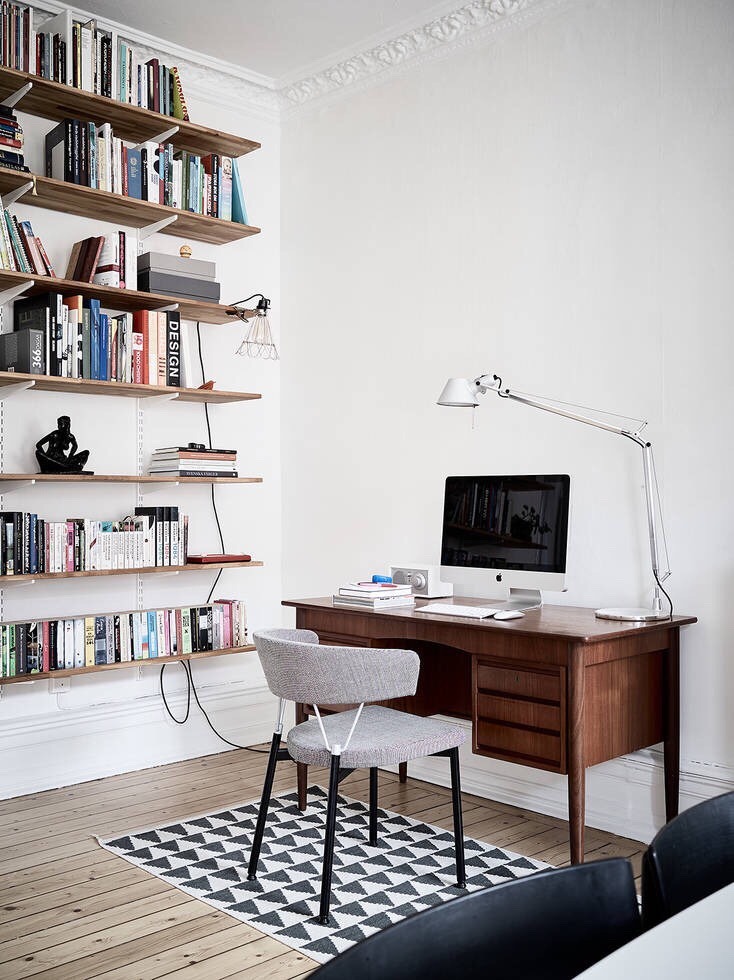 Diseño genial de oficinas en casa para inspirar #89