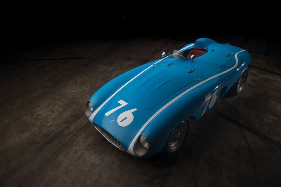 Clásico Ferrari 121 LM de 1955 simplemente magnífico
