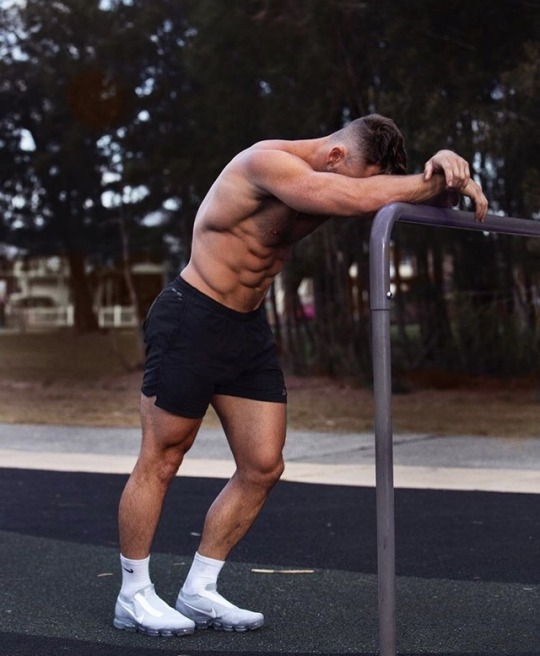 Los mejores cuerpos masculinos del gimnasio para motivarte