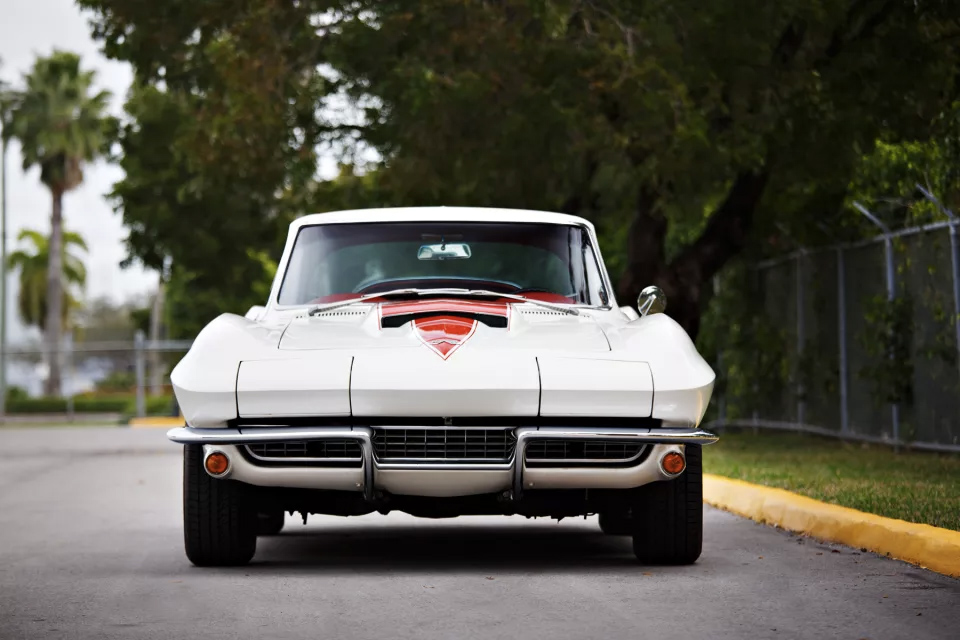 Clásico que amamos Chevrolet Corvette 327/350 Coupe de 1967