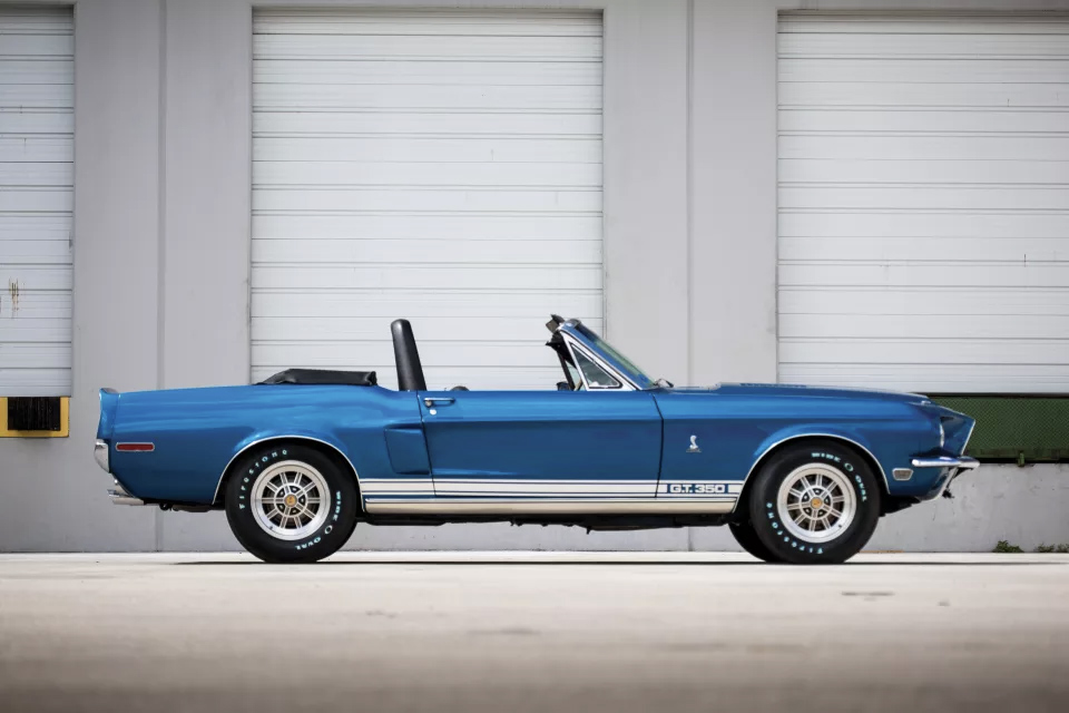 Único e increíble Shelby GT350 Convertible de 1968