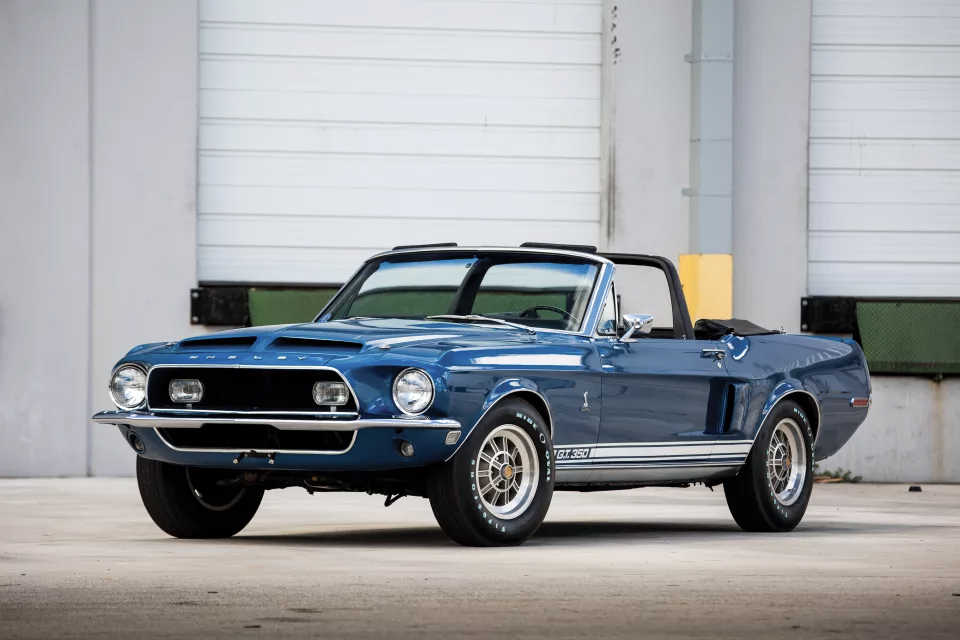 Único e increíble Shelby GT350 Convertible de 1968