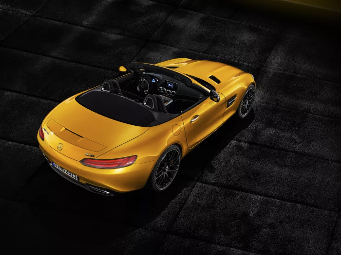 La combinación perfecta ente lujo y poder AMG GT S Roadster de Mercedes