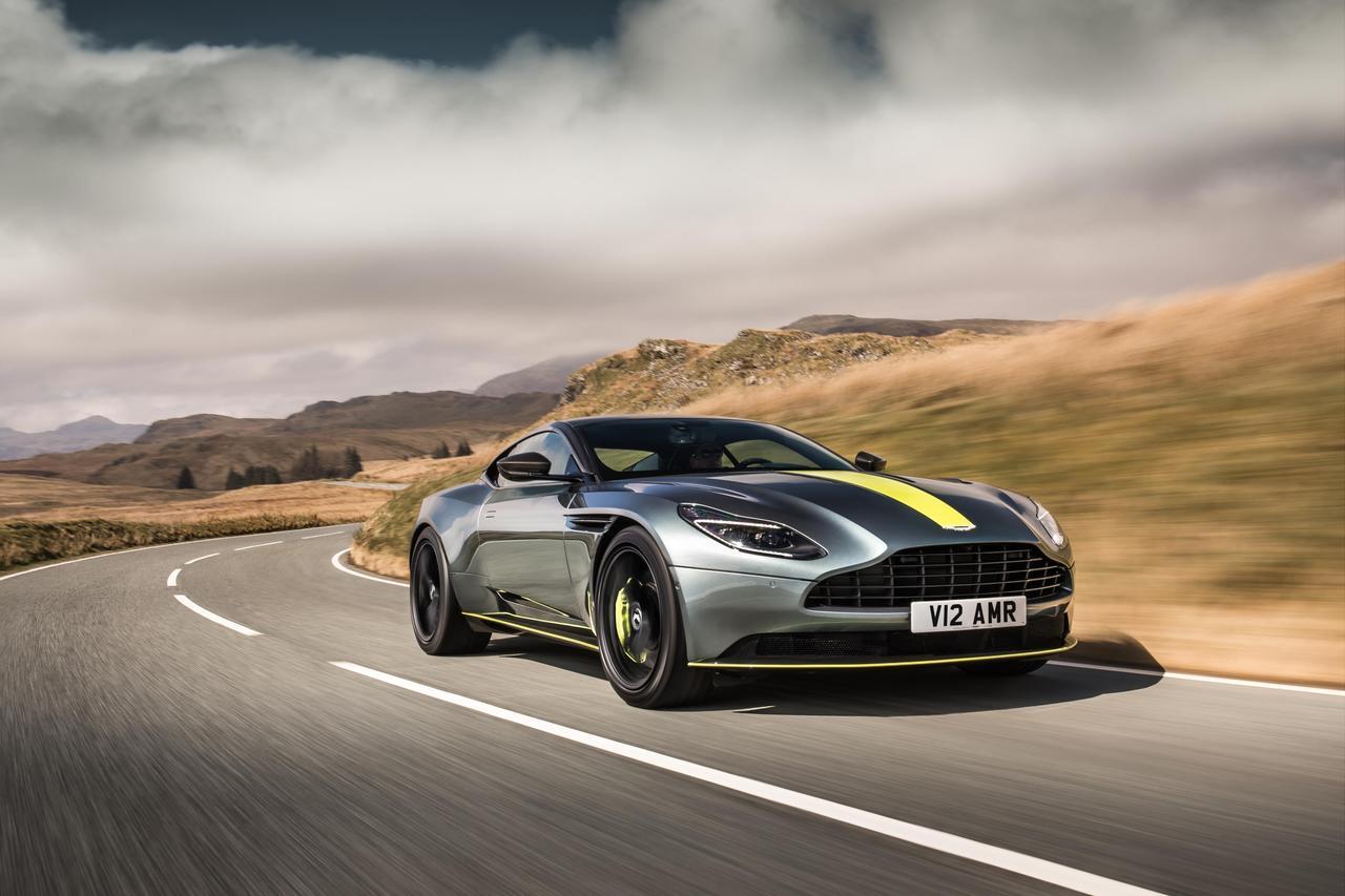 Una mirada al nuevo coche insignia de Aston Martin el DB11 AMR