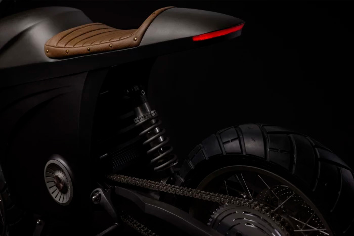 Tarmform una moto eléctrica con un look clásico