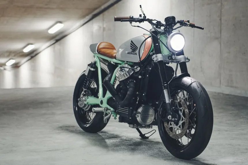 Honda CX650 reconstruida y lista para dominar el mundo