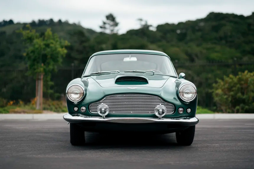 Clásicos: Aston Martin Db4 Series II de 1961