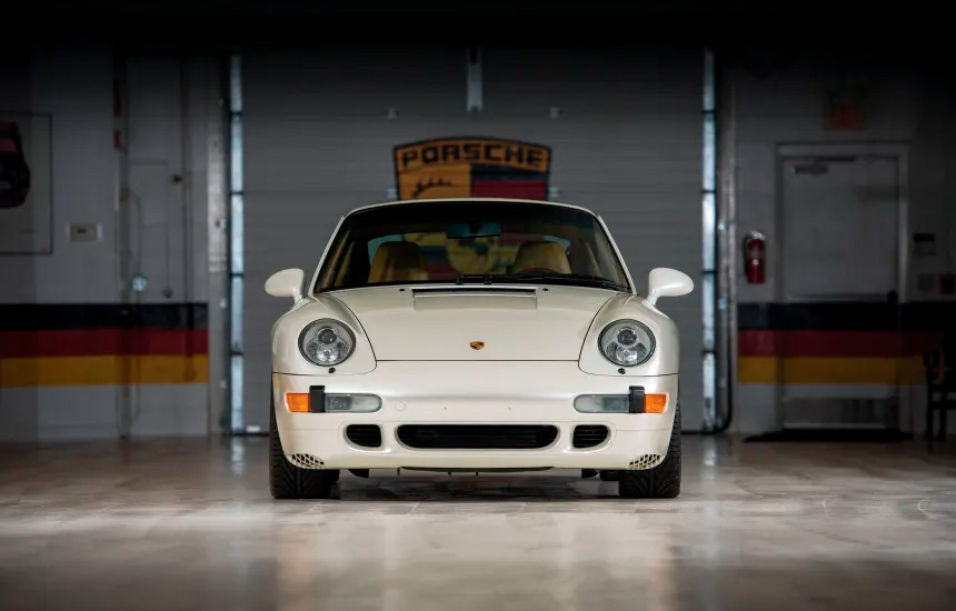 Elegante, deportivo y clásico Porsche 911 Turbo Coupe de 1997