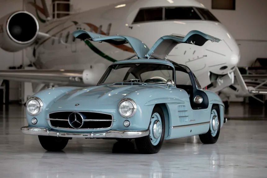 Volar con un Mercedes-Benz 300SL de 1957