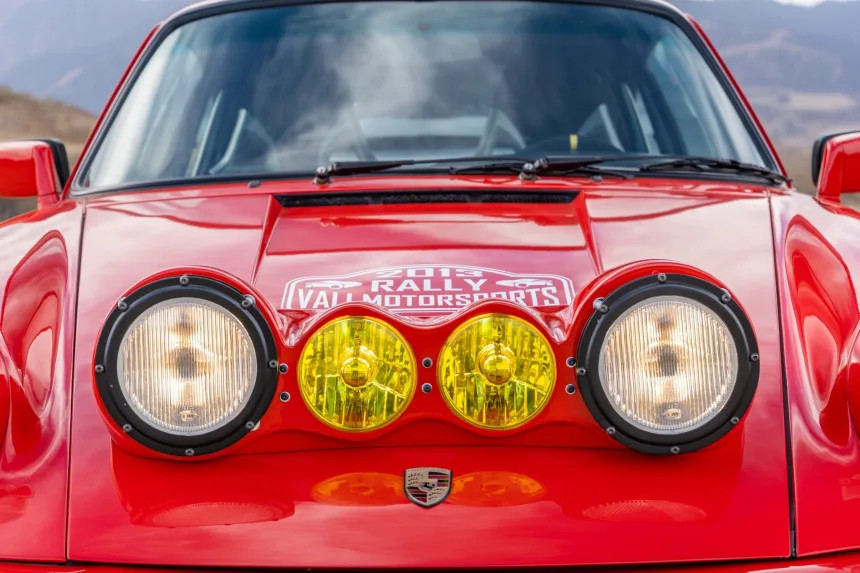 Porsche 911 Carrera 1985 de rally