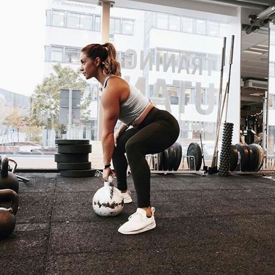 Gimnasios abiertos y chicas del gym