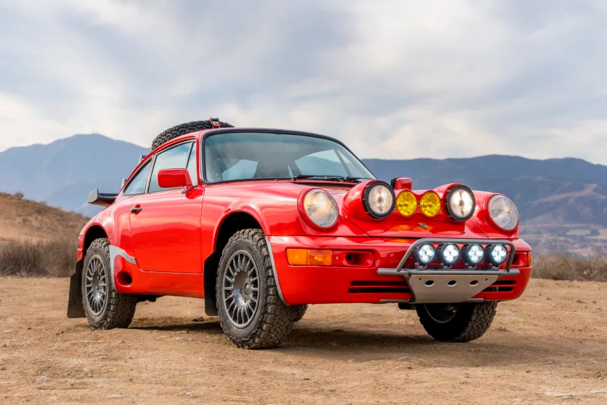 Porsche 911 Carrera de 1985 versión Rally