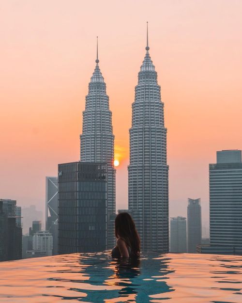 infinity pool