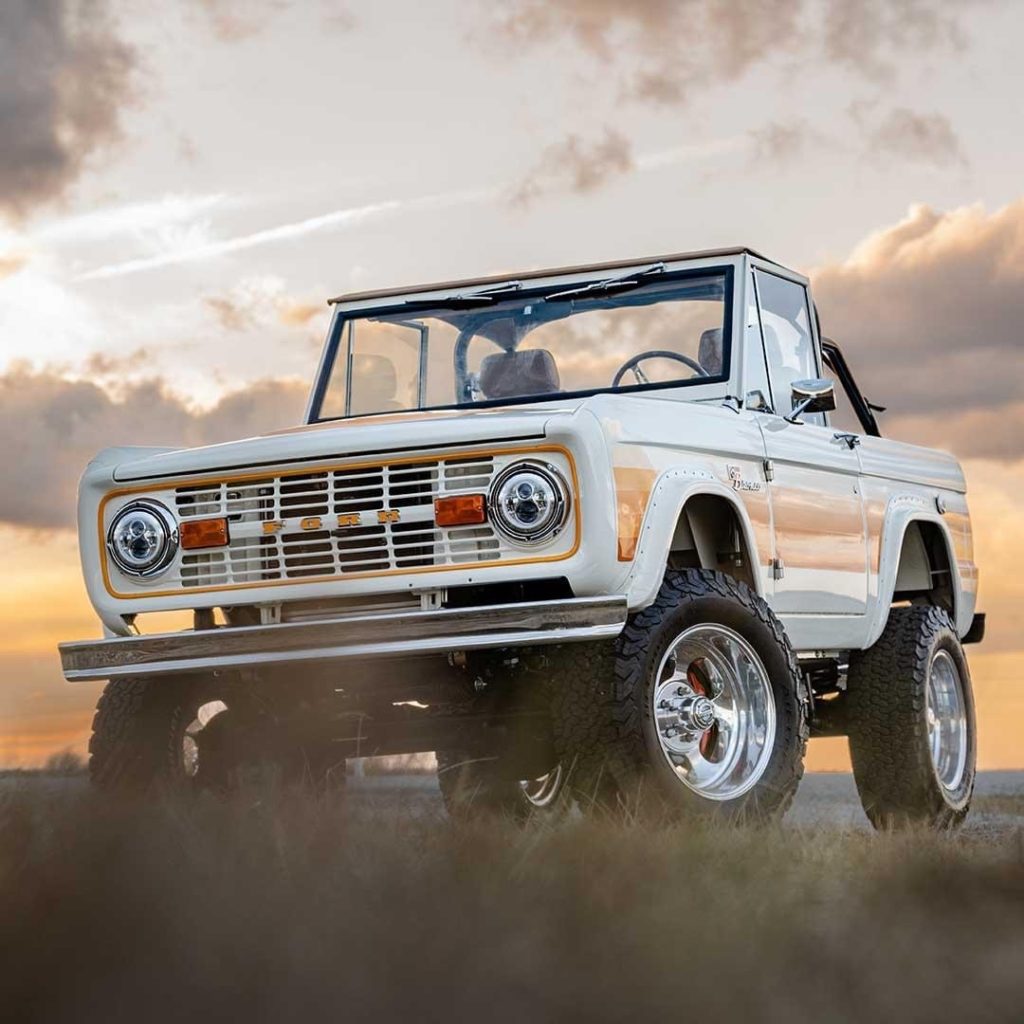 Bronco retro