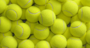 Hipnotizante video de como se hacen las pelotas de tenis