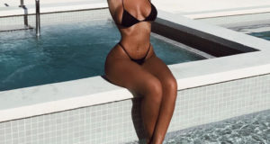 El primer random post del año quedó muy sexy - Bikini