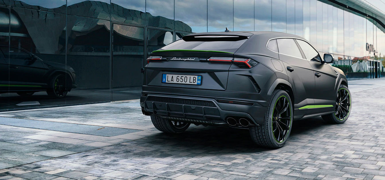 Lamborghini Urus 2022 Black